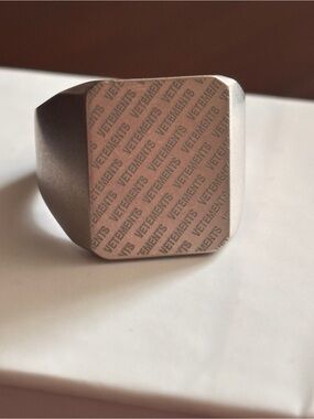 Vetements Silver Square Logo Signet Ring